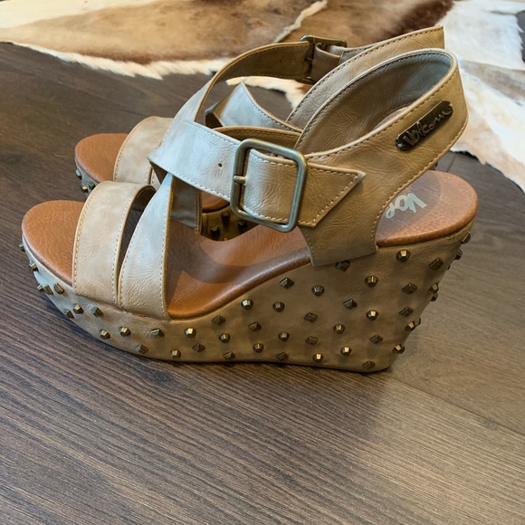 Volcom wedge sandals - Picture 2 of 3